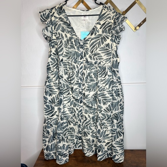 Hayden Los Angeles Botanical Ruffled Plus Size 2XL Dress - Picture 4 of 9